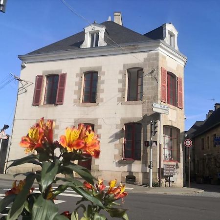 Grande Maison De Ville Entre Terre Et Mer Malestroit Dış mekan fotoğraf